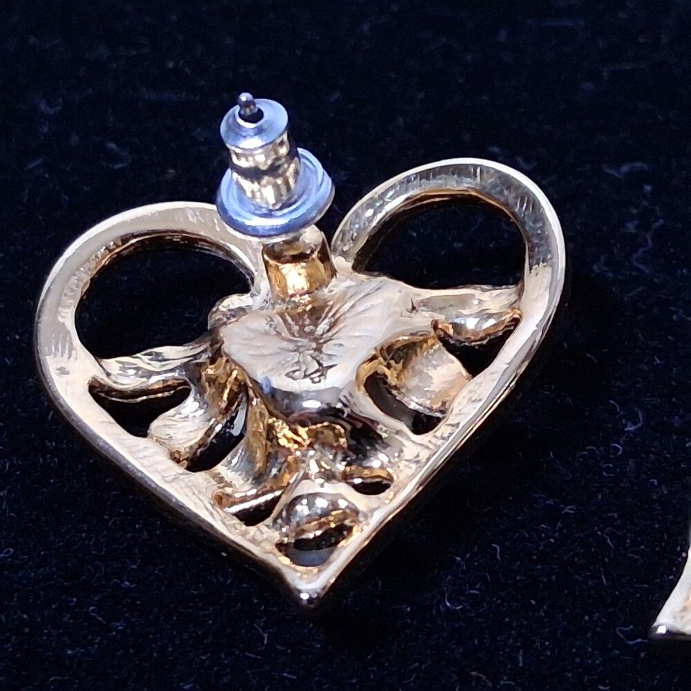 Vintage Earrings Pierced Gold Tone Heart Pink Rose Faux Pearl Love - Picture 6 of 12